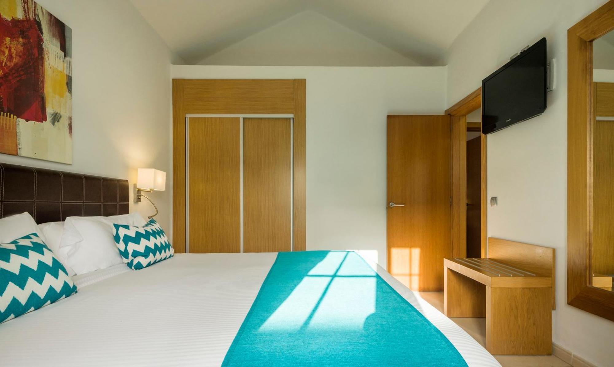 Ilunion Costa Sal Lanzarote Aparthotel Puerto del Carmen  Room photo