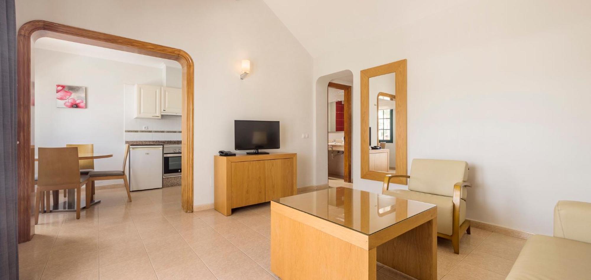 Ilunion Costa Sal Lanzarote Aparthotel Puerto del Carmen  Room photo